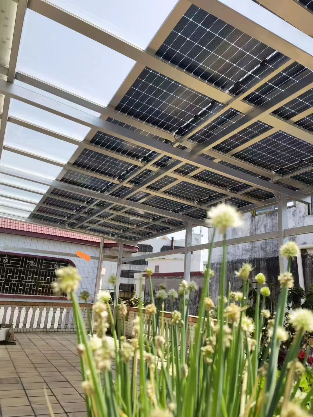 梧州别墅家用屋顶太阳能发电系统安装